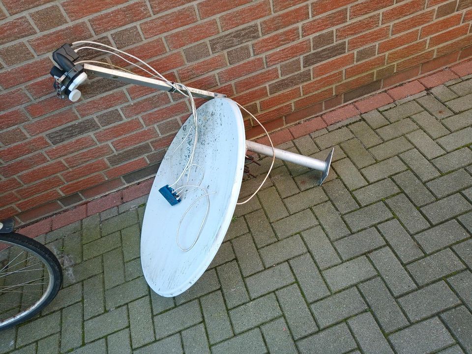 Satellitenschüssel 80 cm in Wittmund