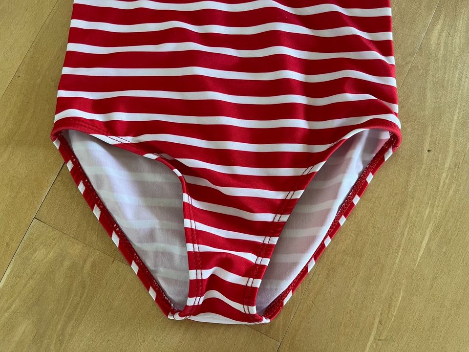 Steiff Badeanzug Schwimmanzug rot/weiß gestreift Gr.116 w NEU! Sü in Göppingen