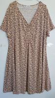 Midi Kleid Jersey Altrosa Beige Geblümt 56/58 Bpc Bon Prix Nordrhein-Westfalen - Bünde Vorschau