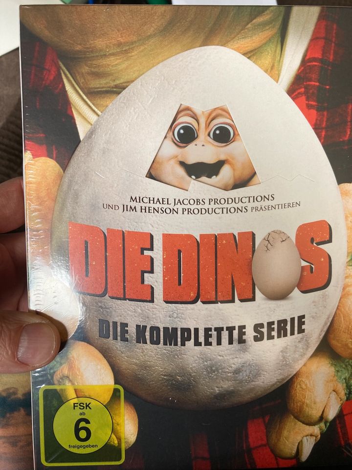 DVD Die Dinos (komplette Serie) abzugeben in Stralsund