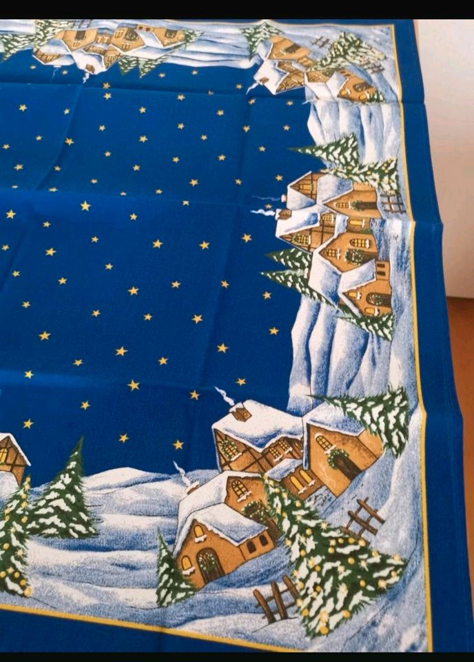 Weihnachtstischdecken. NEU  78X78 cm. in Sindelfingen