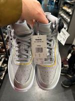 NEU Reebok x Victoria Beckham Dual Court MID II Silber Gr. 40,5 Leipzig - Altlindenau Vorschau