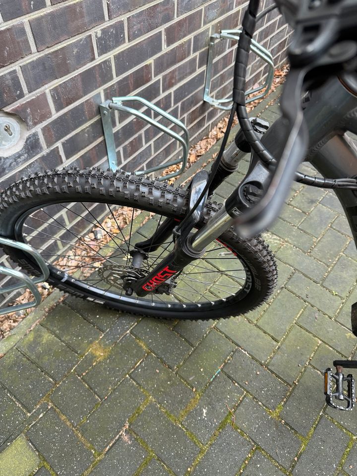 Ghost E-Bike E-Mountainbike Bosch in Uelzen