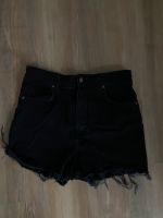 Jeans Shorts Zara 42 Schwarz Niedersachsen - Großenkneten Vorschau