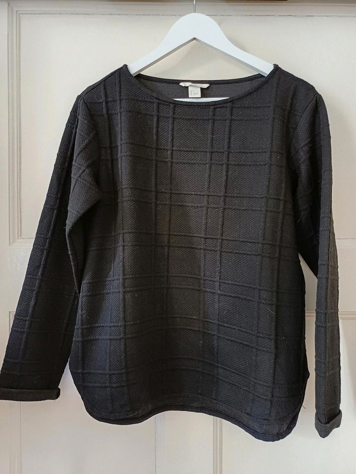 Schwarzer Pullover H&M in Berlin