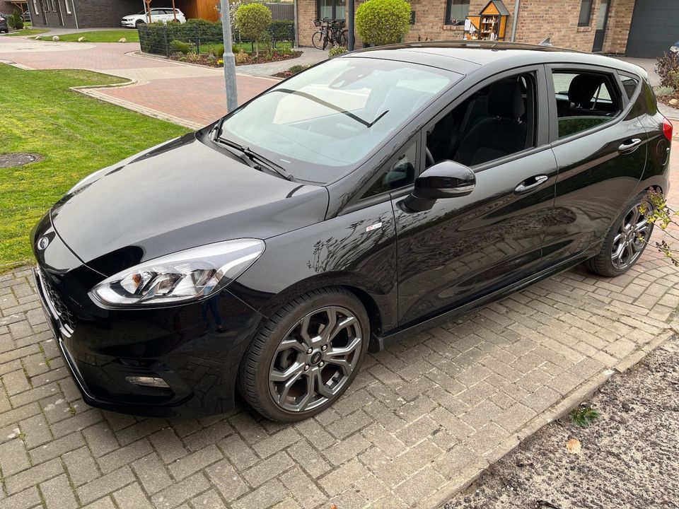 Ford Fiesta 1.0 EcoBoost ST-Line schwarz 2019 in Hamburg
