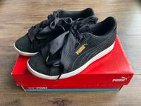 Puma Sneaker / Damen oder Kinder Schuhe (Größe 35,5) Bayern - Neutraubling Vorschau