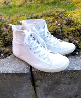 Weiße Chucks Gr. 37-38 von DIVIDED ( H&M ) Baden-Württemberg - Oppenweiler Vorschau