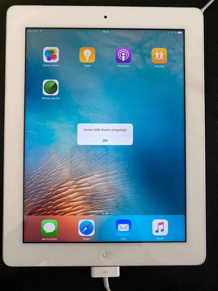 Apple Ipad 3 wifi + Cellular 64 Gb in Neutraubling