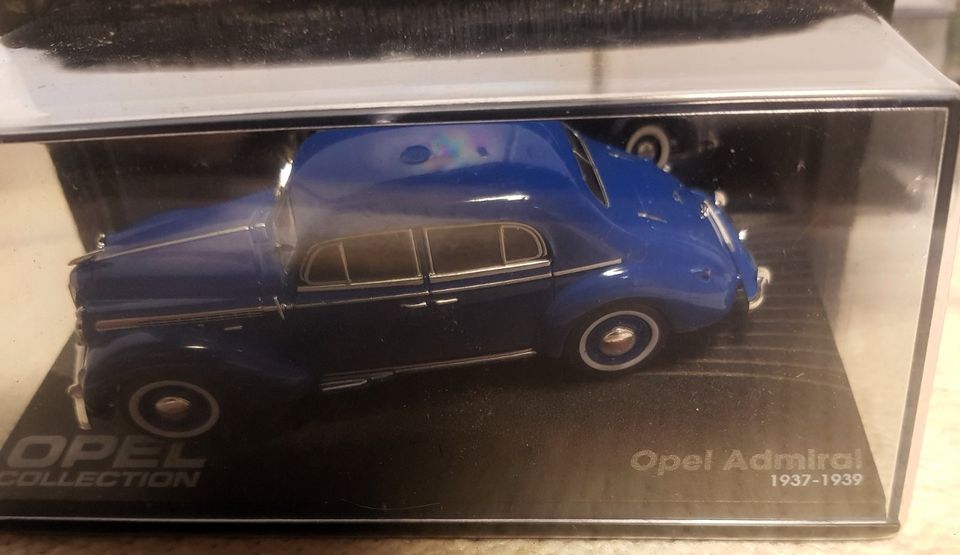 Oldtimermodelle M 1:23 in ungeöffneter Verpackung in Stendal