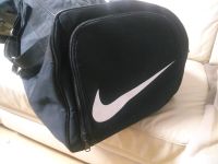 Nike Reisetasche Nordrhein-Westfalen - Mülheim (Ruhr) Vorschau