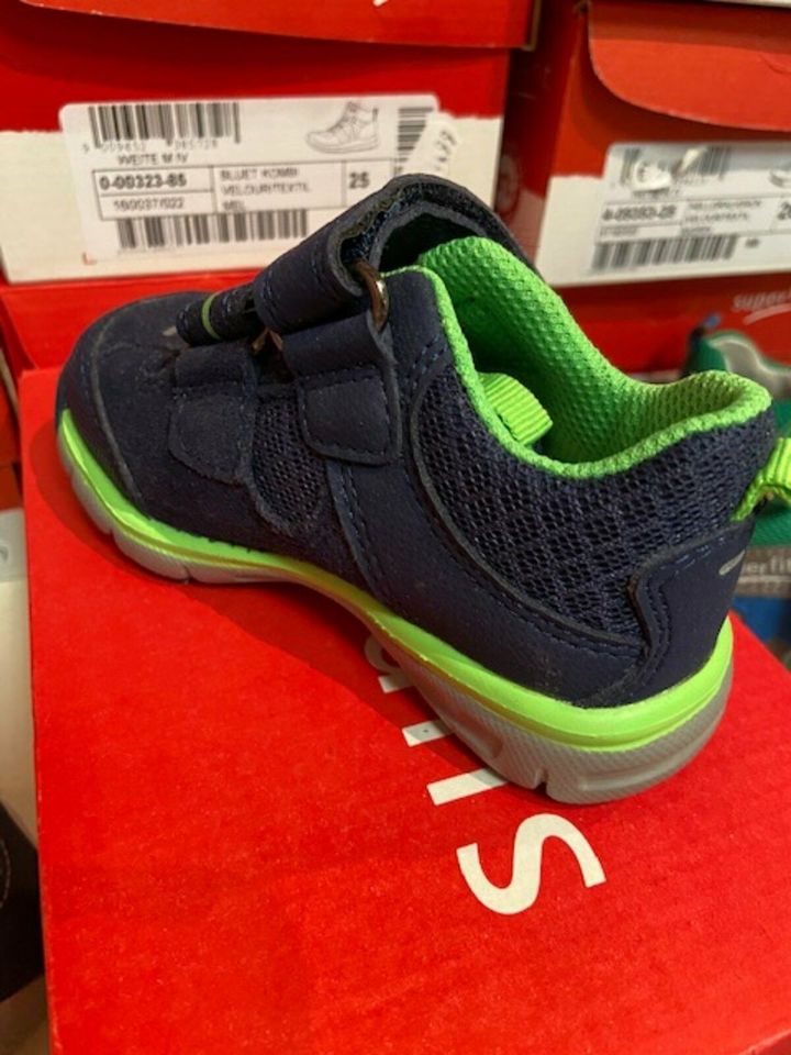 Superfit Halbschuh Klettverschluss Blau Kinderschuh Gr. 20 NEU in Braunschweig