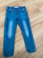 Next Jeans Größe 110 in blau Mädchenjeans Niedersachsen - Wedemark Vorschau