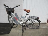 Damenfahrrad Supreme Fahrrad mit Weidenkorb Weiß Sachsen-Anhalt - Möckern Vorschau