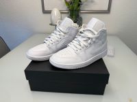Nike Jordan 1 Mid white/white 37,5 6,5 Wandsbek - Hamburg Bramfeld Vorschau