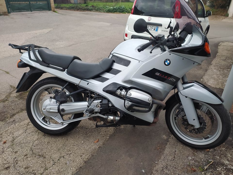 BMW R1100 RS Bj. 2001, Navi + viel Zubehör in Potsdam