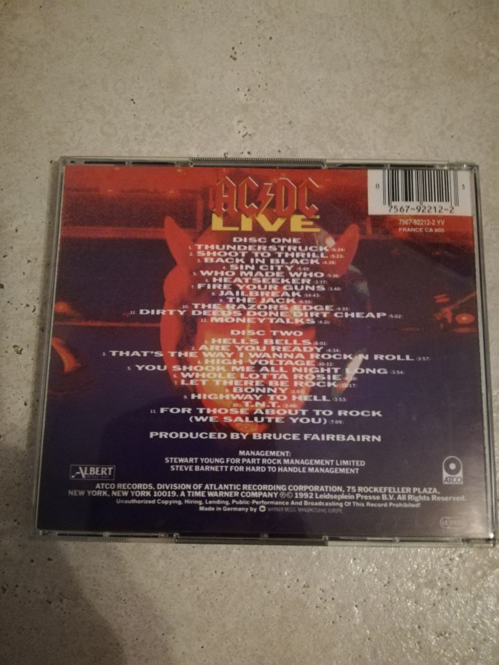 AC/DC -- Dirty deeds CD, Iron Man 2 (CD&DVD), Live (2Cd), + Box in Teningen