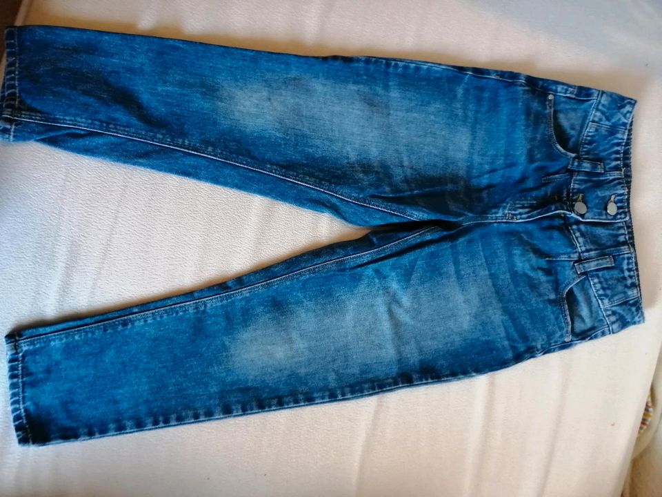 Jeans für Jungs und Mädchen in Radeberg