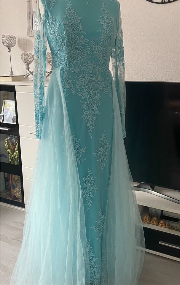 Abendkleid/Ballkleid in Schwanau