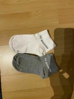 2 Paar FC Bayern Sneaker Socken Größe 35-38 NEU Neuhausen-Nymphenburg - Neuhausen Vorschau