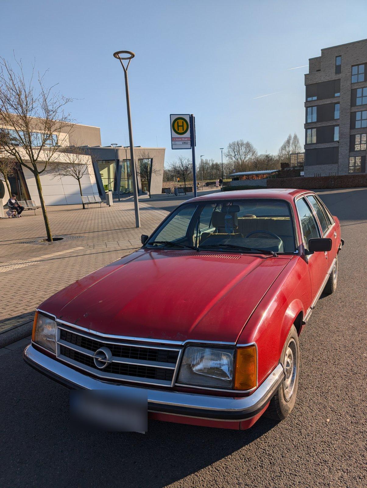 Abbildung des Autos Opel Commodore 2,5 Berli…