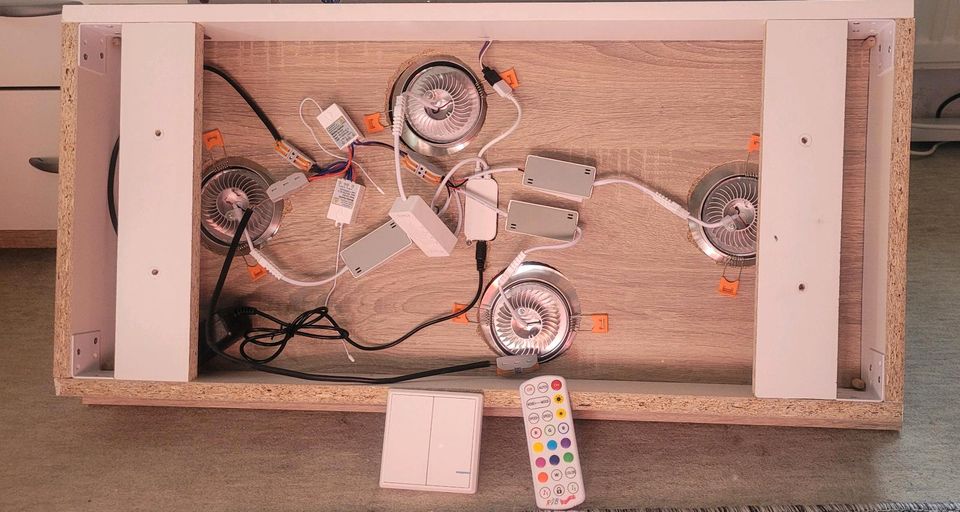 LED - Deckenleuchte mit Farbwechsel in Storkow (Mark)