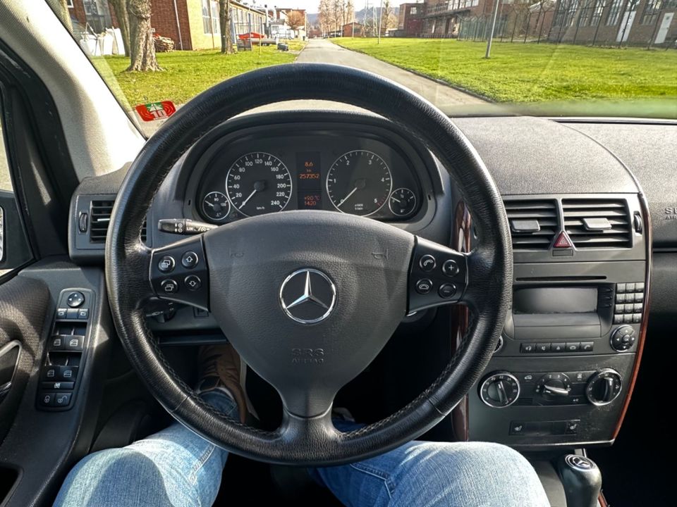 Mercedes-Benz A 180 A -Klasse A 180 CDI Automatik in Duderstadt