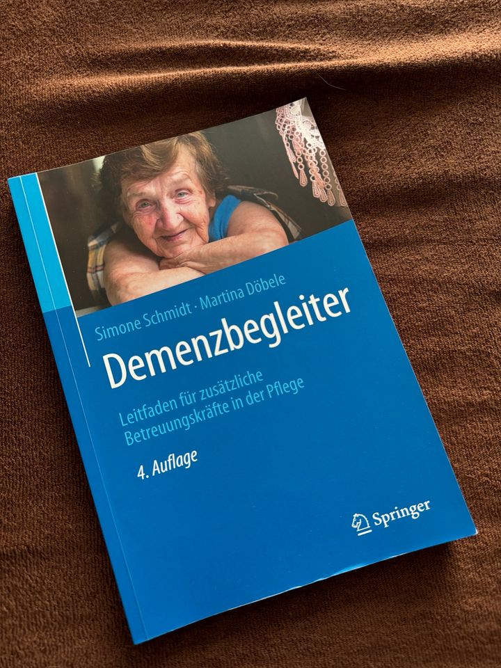 Demenz Buch perfekt für die Ausbildung in Hürth