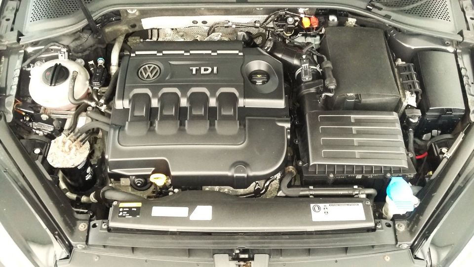 Volkswagen Golf VII 1.6 TDI BMT Comfortline Variant in Metzingen