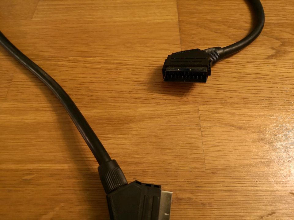 Scart Kabel - Ca. 100 cm lang in Wölfersheim