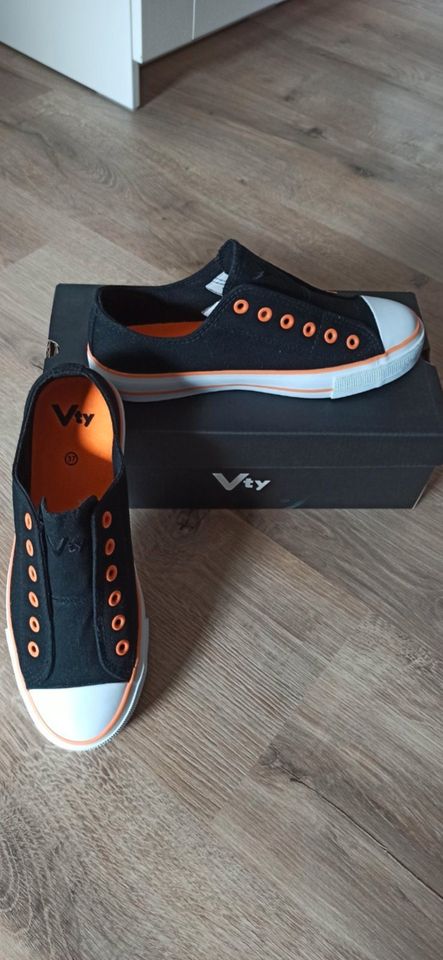 Victory Sneaker Sportschuh schwarz/ orange Gr. 37 NEU ungetragen in Hohe Börde