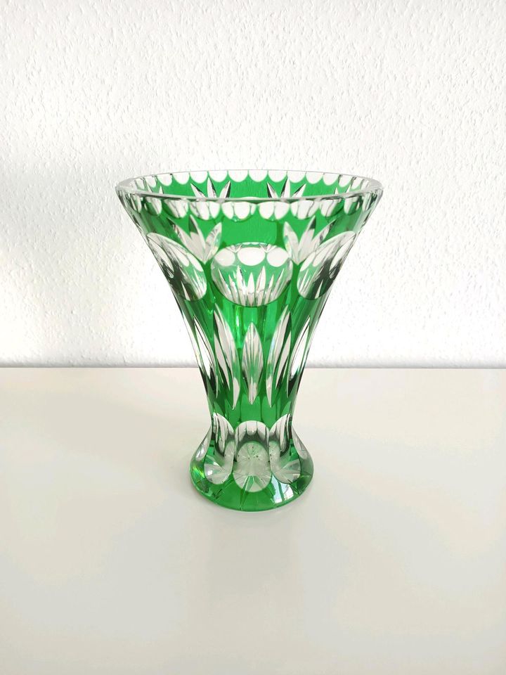 Nachtmann Vase Überfang grün Bleikristall-Glas Dekor Bamberg in Leverkusen