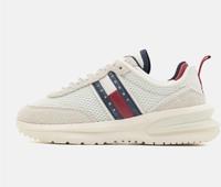 Tommy Hilfiger Schuhe Damen 37 wie neu beige sneaker Nordrhein-Westfalen - Marl Vorschau