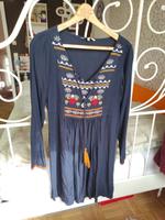 Dunkelblaues Kleid mit Stickerei von C&A in Größe 38 Bayern - Bad Kissingen Vorschau