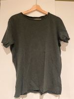 Dunkelgrünes Basic Shirt Berlin - Steglitz Vorschau