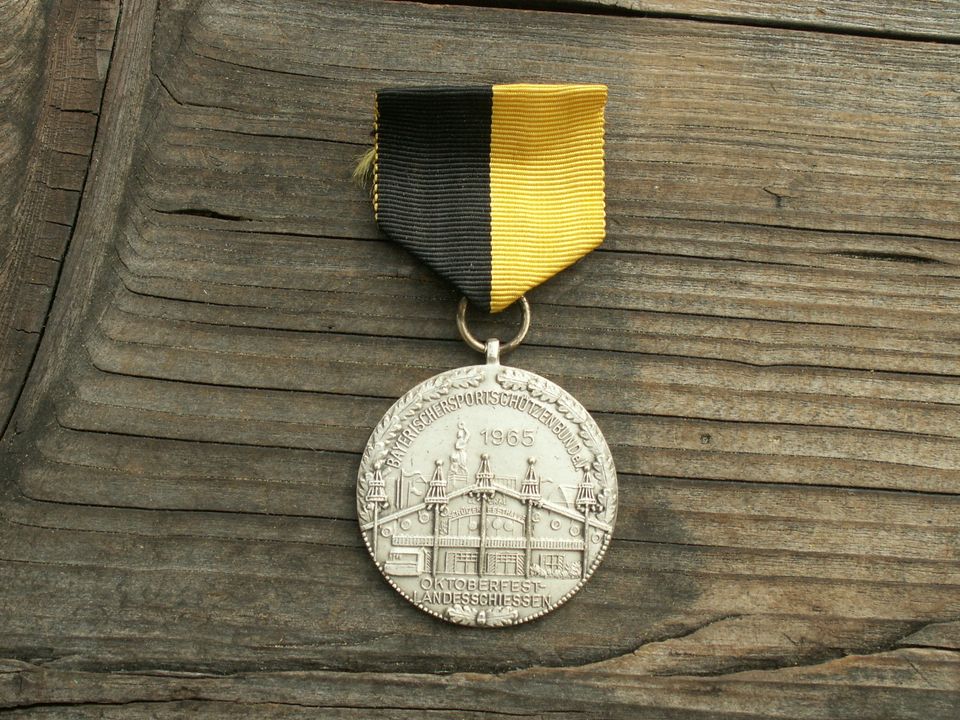 BSSB 1965 Oktoberfest-Landesschießen Sportschützenbund Medaille in Simbach