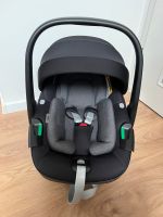 Maxi Cosi Pebble 360 Babyschale mit Neugeboreneneinsatz Niedersachsen - Wildeshausen Vorschau