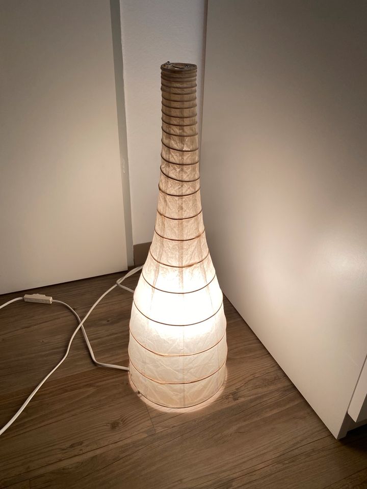 Lampe Papier Stehlampe 54cm hoch in Weiden (Oberpfalz)