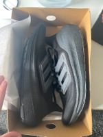 Adidas ultra boost light schwarz in 48 Bayern - Würzburg Vorschau