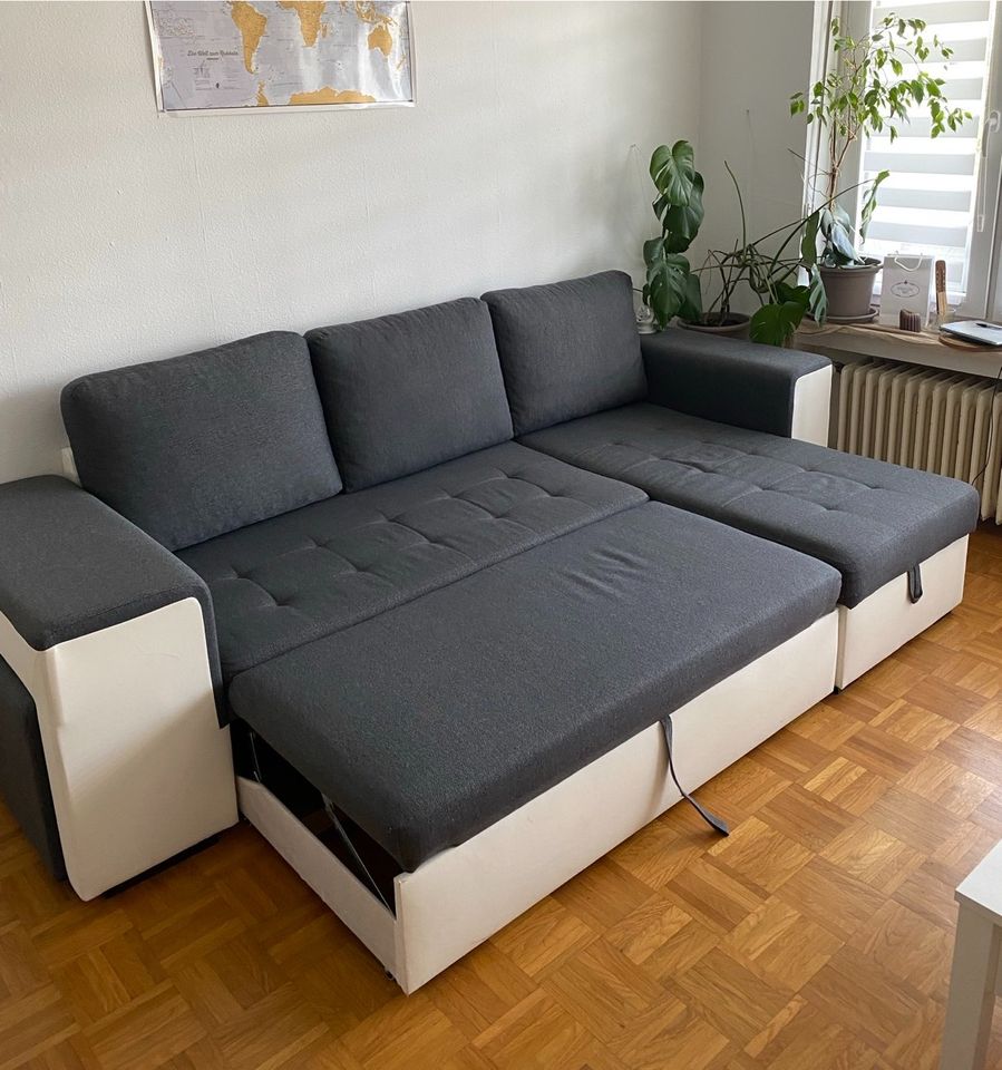 Couch / Schlafcouch (ausziehbar) in Saarbrücken