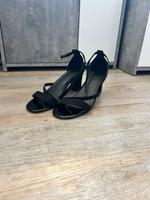 Schwarze Absatzschuhe mit Riemchen | 40 Ilmenau - Gehren Vorschau