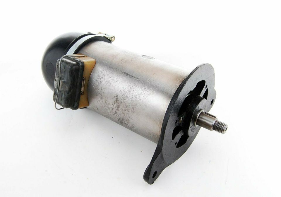 VEM Lichtmaschine 12V/220W Trabant 500, 600, 601 AKA 8002.22/4 in Zossen