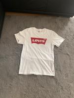 Levis Tshirt S weiß Nordrhein-Westfalen - Wülfrath Vorschau