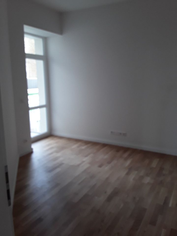 (53/02) 2 - Zimmer im EG mit Küche und Terasse hochwertig saniert in Magdeburg Buckau in Magdeburg