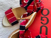Hugo Boss Sandalen, High Heels mehrfarbig, zum Binden, Gr. 39 Berlin - Charlottenburg Vorschau