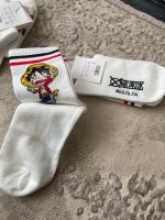 Monkey D Luffy Ruffy lange Socken One Piece neu Anime/Manga Duisburg - Homberg/Ruhrort/Baerl Vorschau