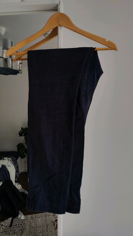 H&M Chino W33 Gr. M dunkelblau in München