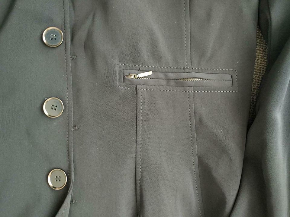 Blazer Gr. 44 dunkelblau Punkte in Leopoldshöhe