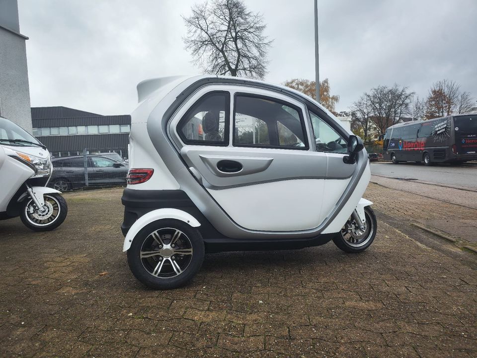 E roller E Dreirad Elektro Kabinroller 25-45 km/h in Soest