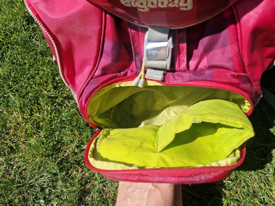 Ergobag Schulranzen mit Zubehör in Rotenburg (Wümme)